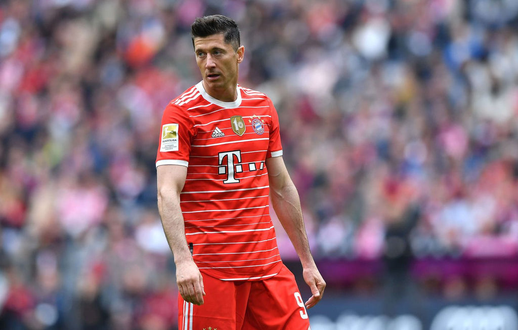 2022/23 - Bayern Munich - Lewandowski #9 (S) *vs Stuttgart*