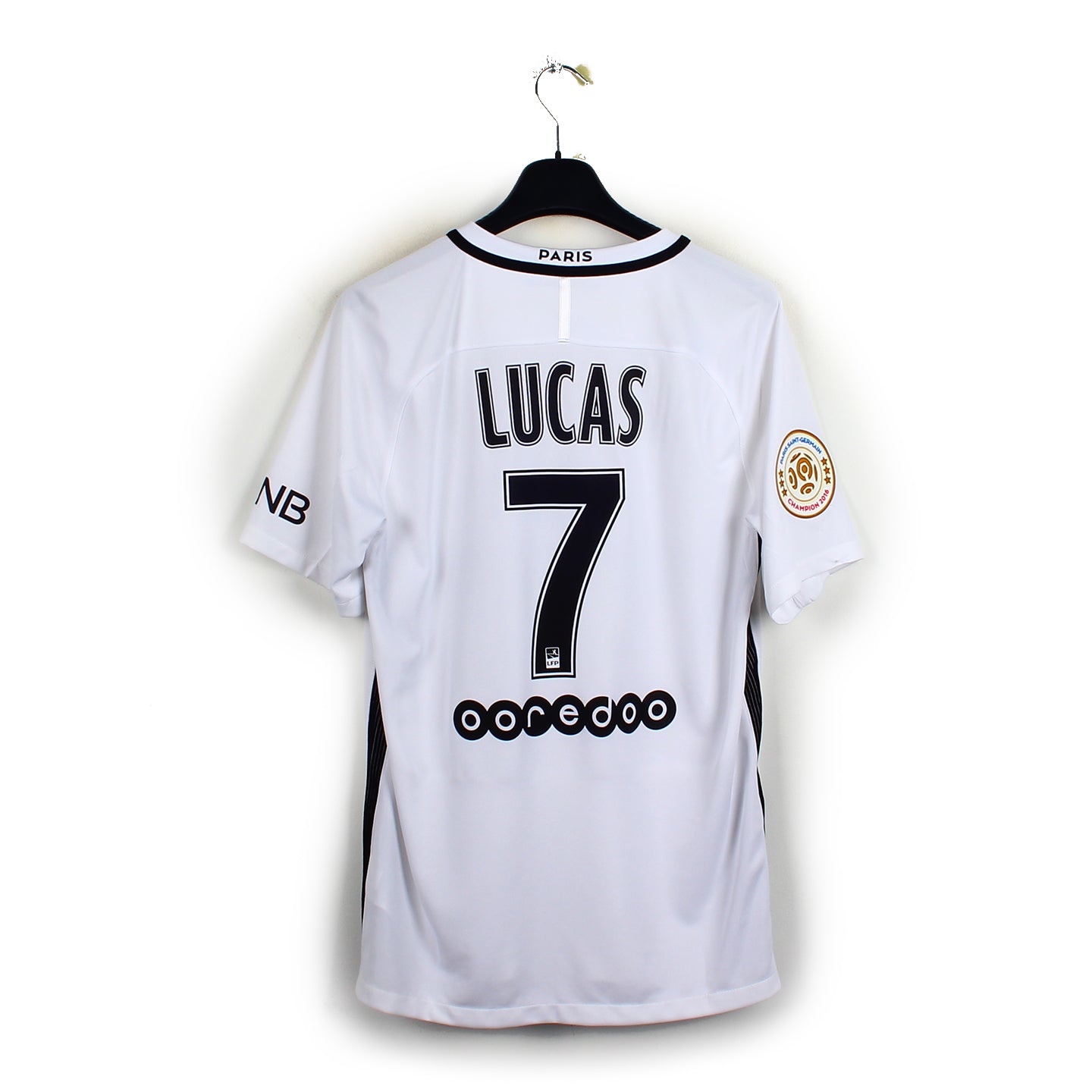 2016/17 - PSG - Lucas #7 (M)
