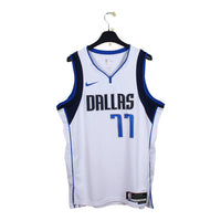 2024/25 - Dallas Mavericks - Doncic #77 (L)