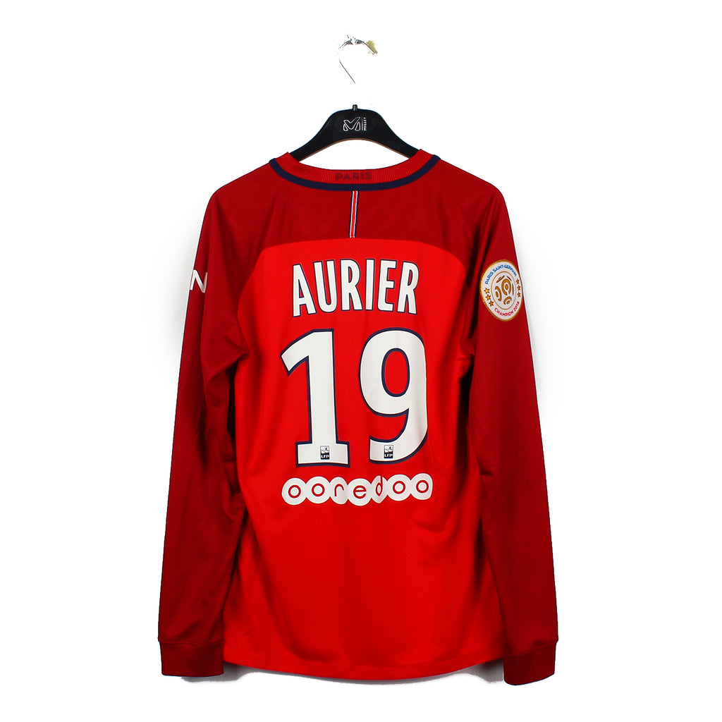 2016/17 - PSG - Aurier #19 (M) [stock pro]