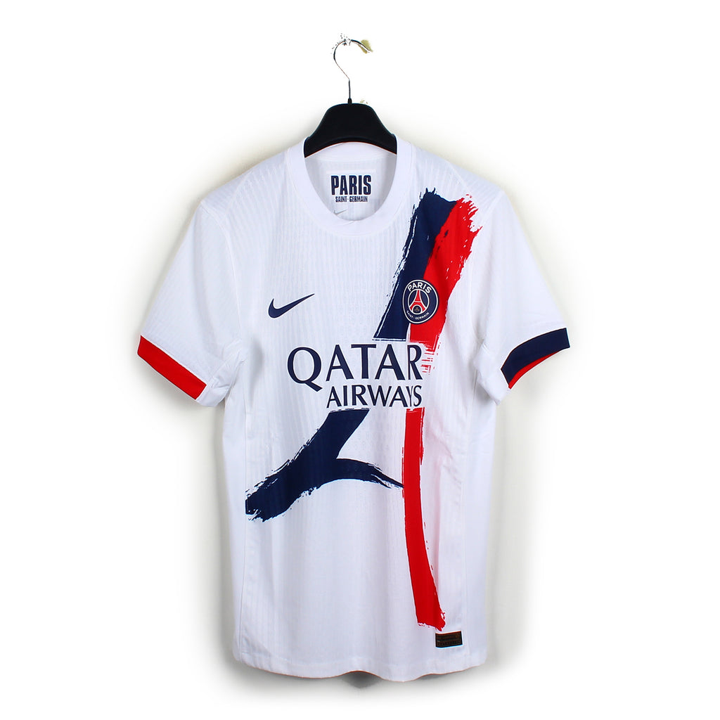 2024/26 - PSG - Zaïre-Emery #33 (S) [pro]