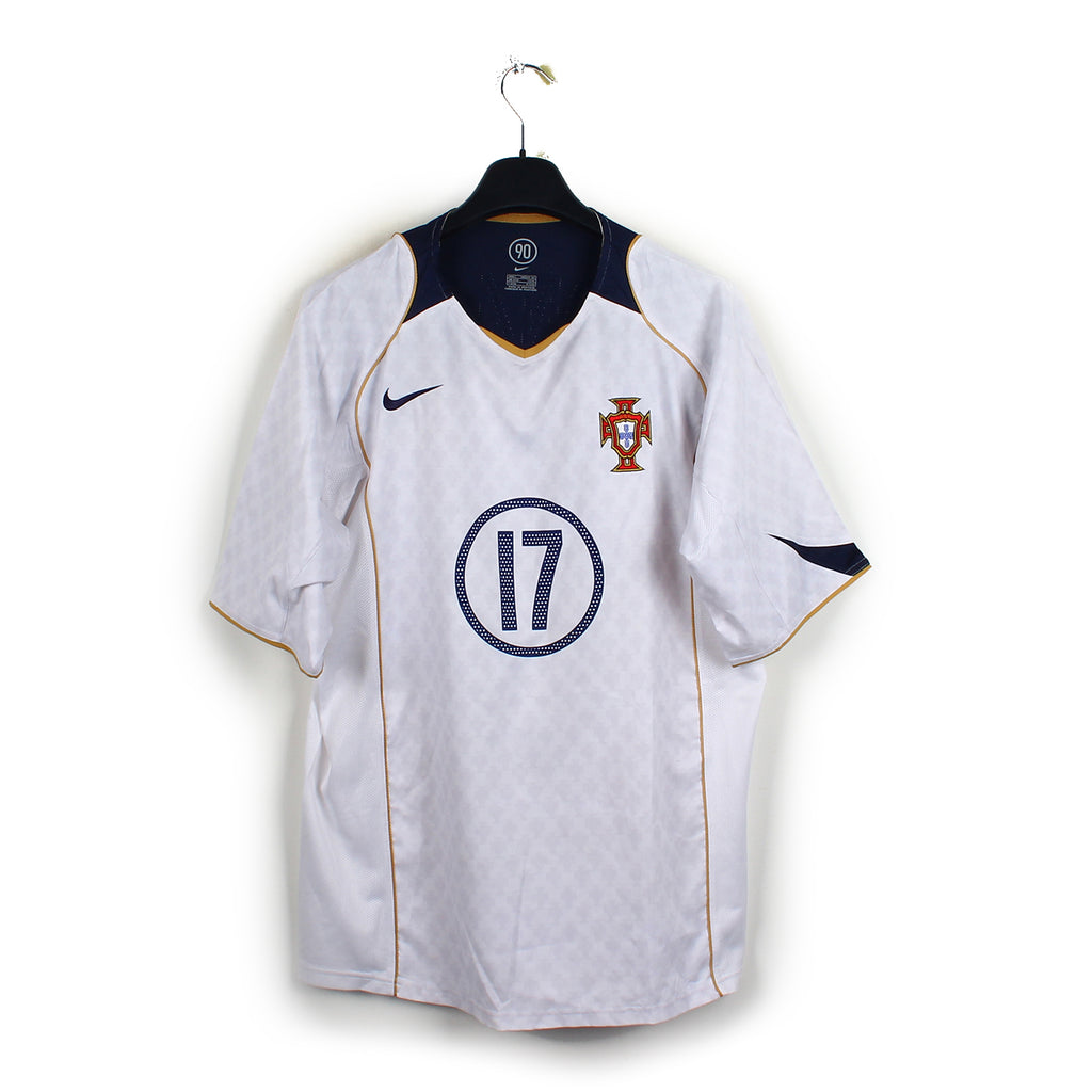 2004/06 - Portugal - Ronaldo #17 (S)
