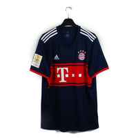 2017/18 - Bayern Munich - James #11 (XL)
