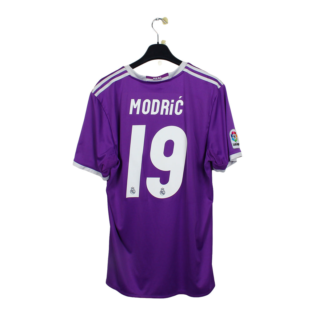2016/17 - Real Madrid - Modric #19 (XL)
