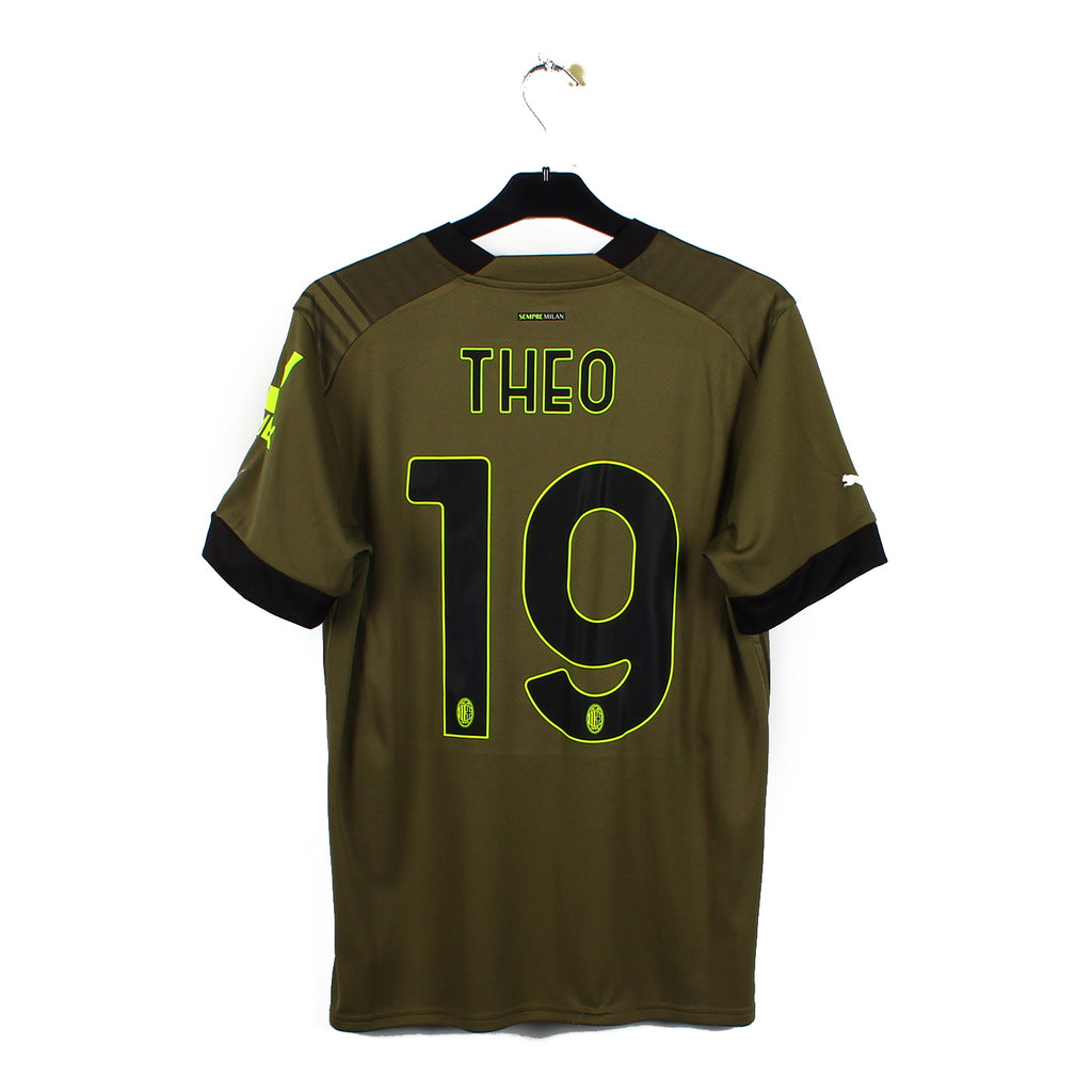 2022/23 - Milan AC - Theo #19 (M)