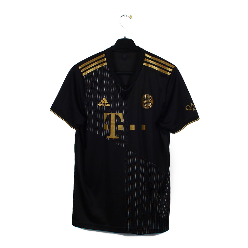 2021/22 - Bayern Munich - Kimmich #6 (M)