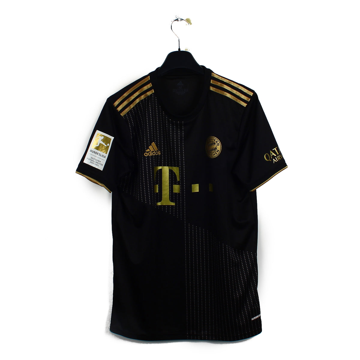 2021/22 - Bayern Munich - Davies #19 (M)