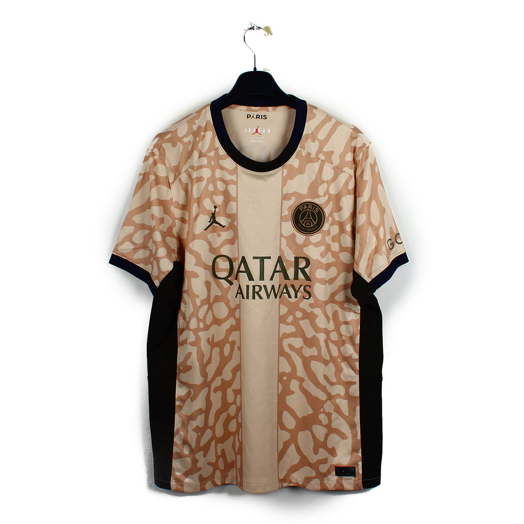 2023/24 - PSG - Mbappé #7 (L)