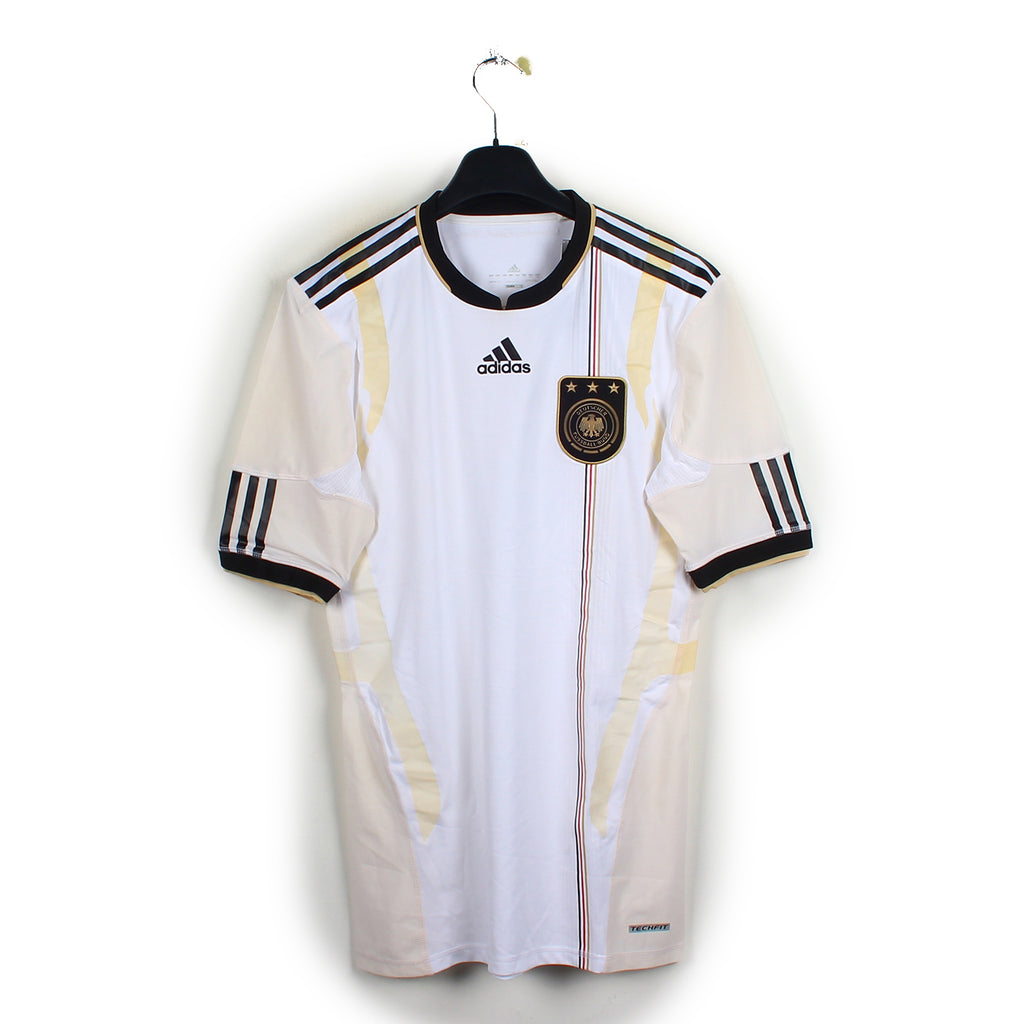 2010/11 - Allemagne (L) [pro]