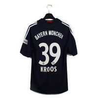2008/10 - Bayern Munich - Kroos #39 (M)