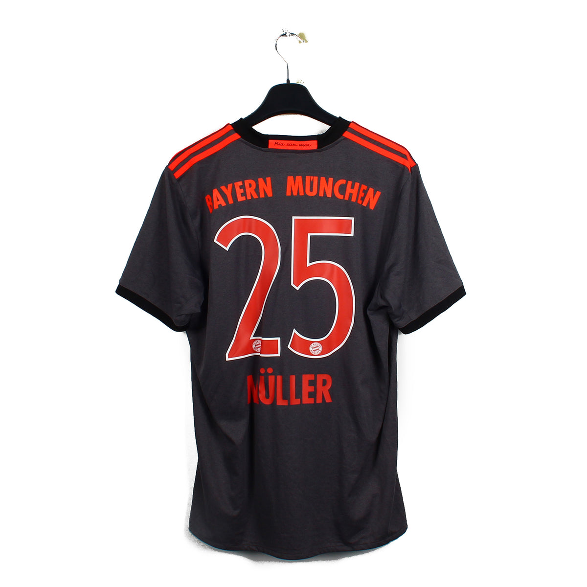 2016/17 - Bayern Munich - Muller #25 (M)
