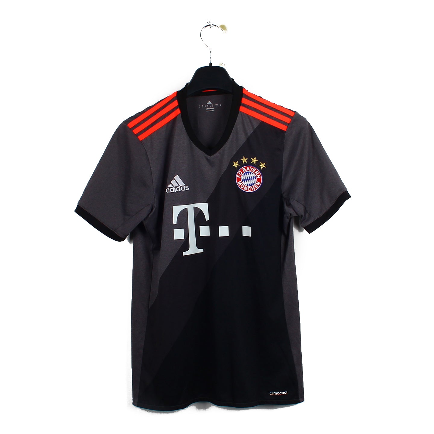 2016/17 - Bayern Munich - James #11 (S)