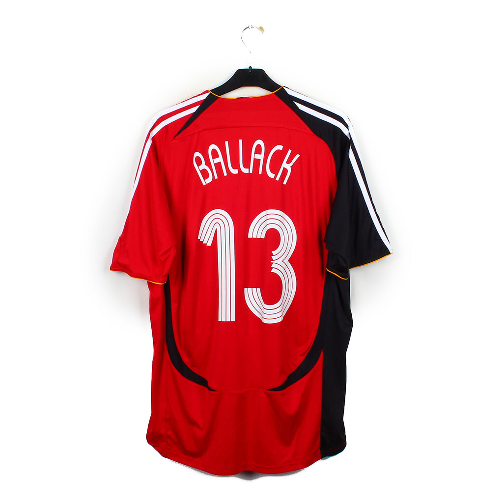 2005/07 - Allemagne - Ballack #13 (L)