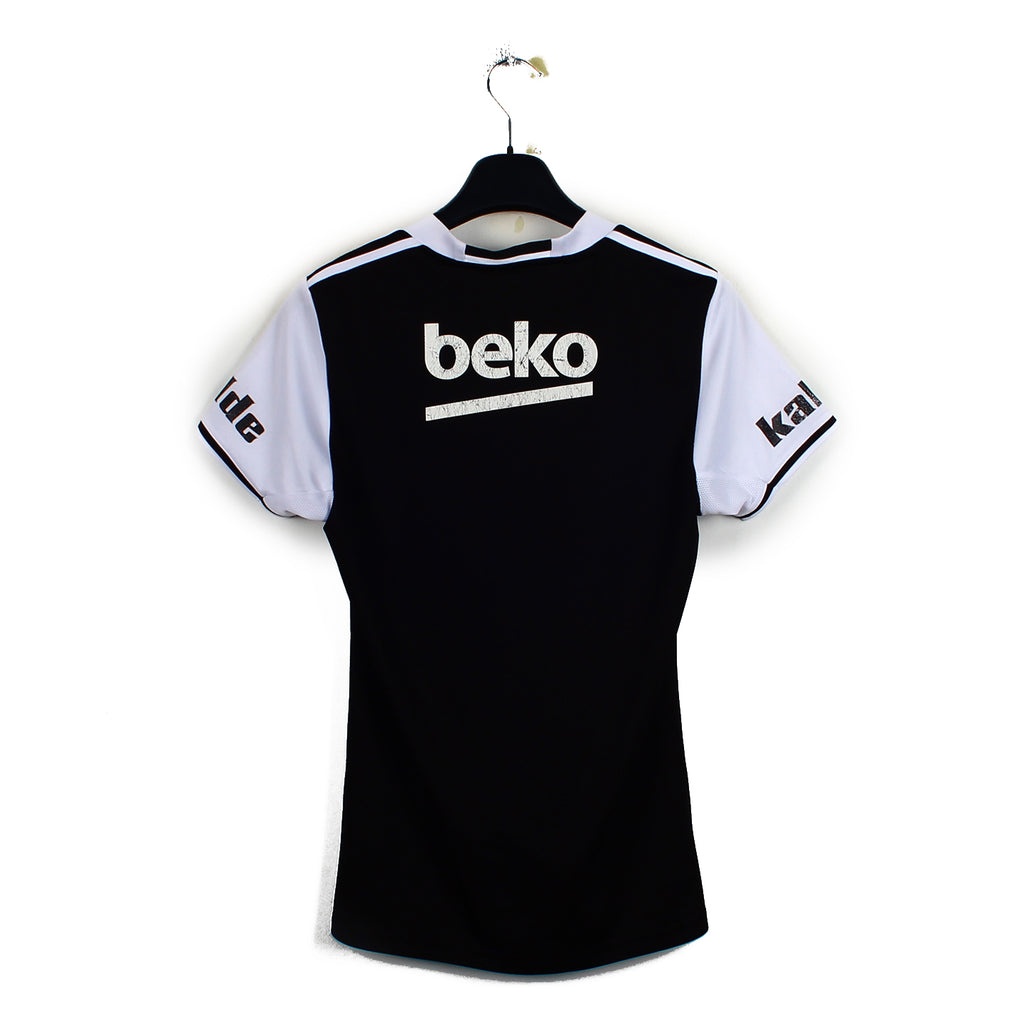 2016/17 - Besiktas (S)