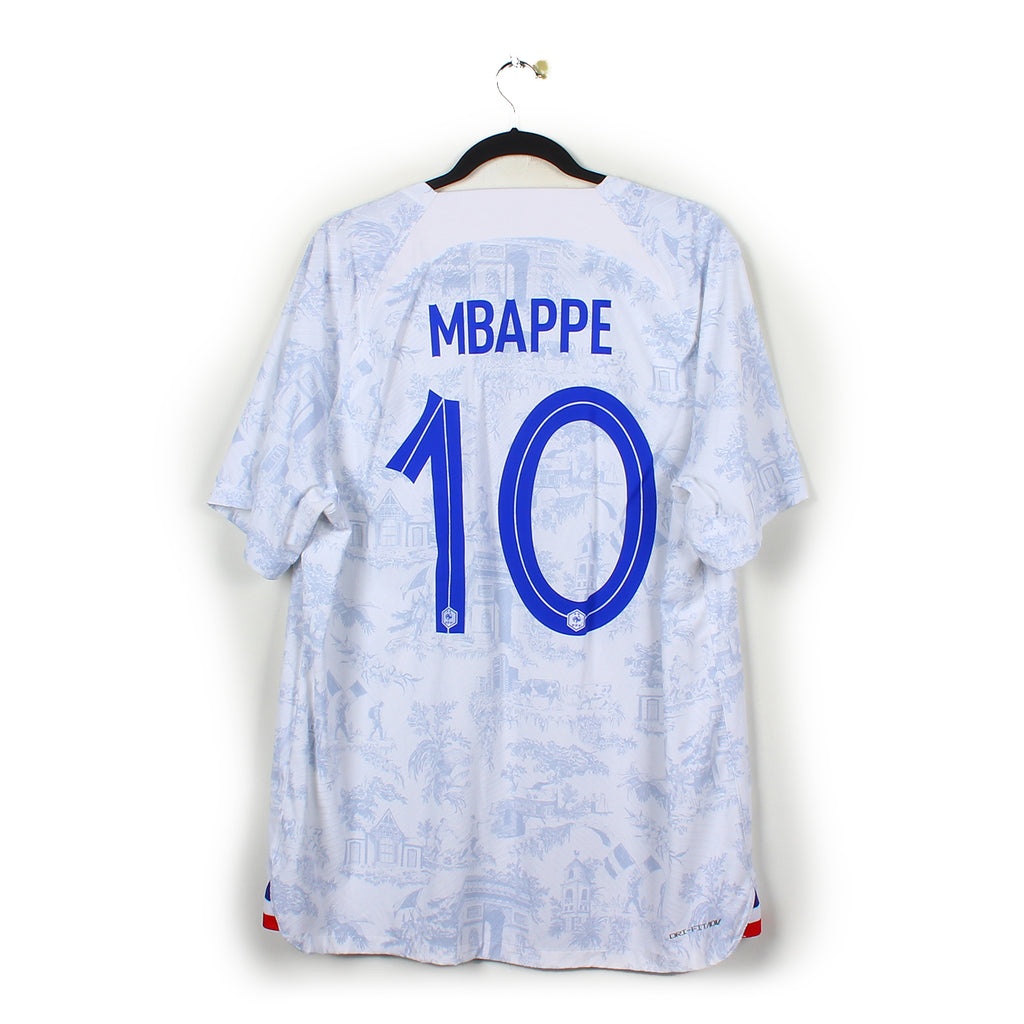 2022/23 - Equipe de France - Mbappé #10 (M) [pro]
