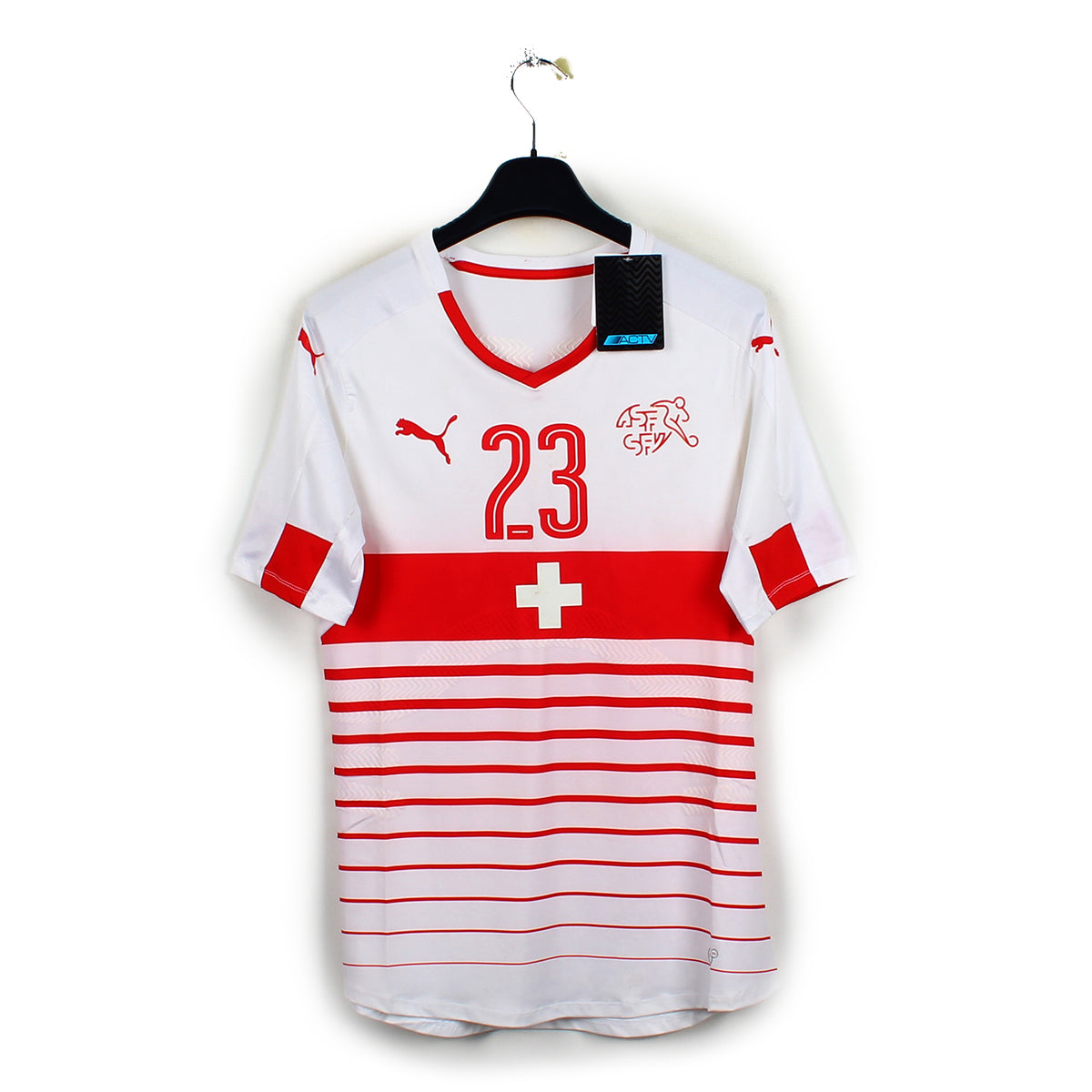 2016/18 - Suisse - Shaqiri #23 (L)
