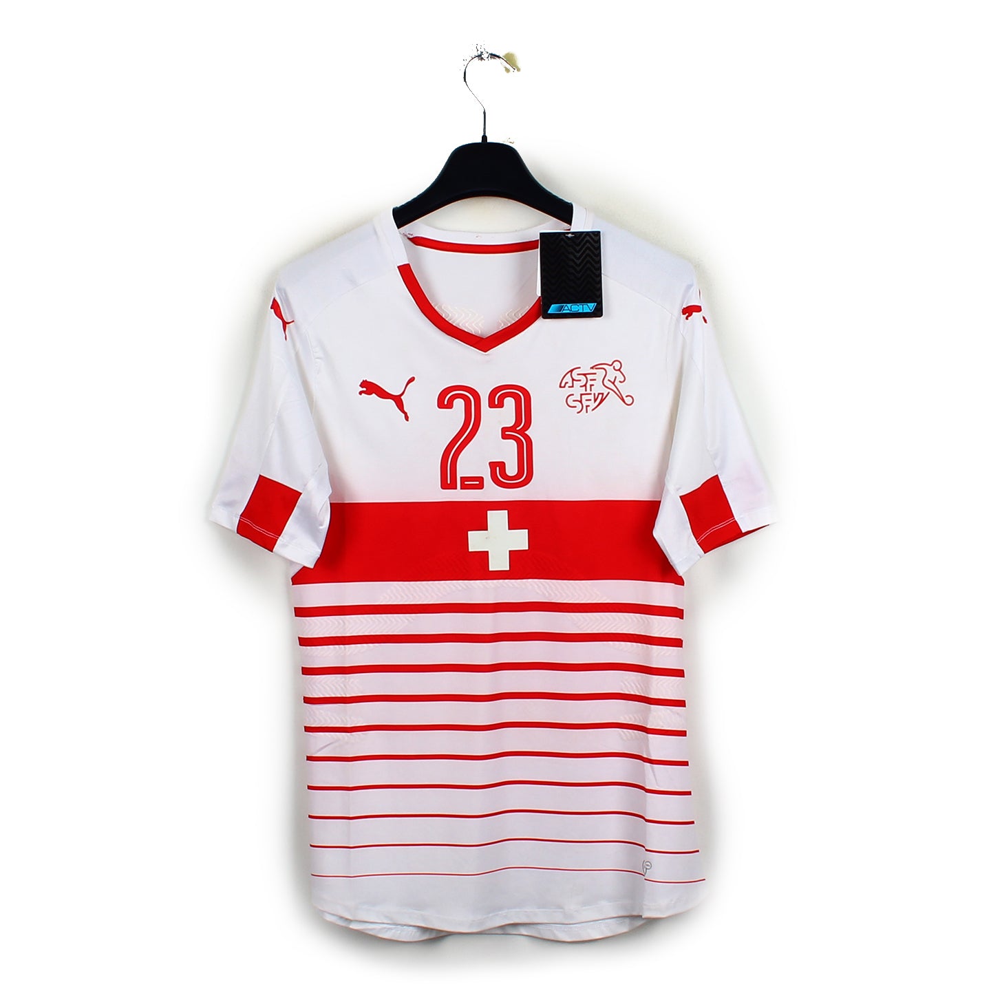 2016/18 - Suisse - Shaqiri #23 (L)