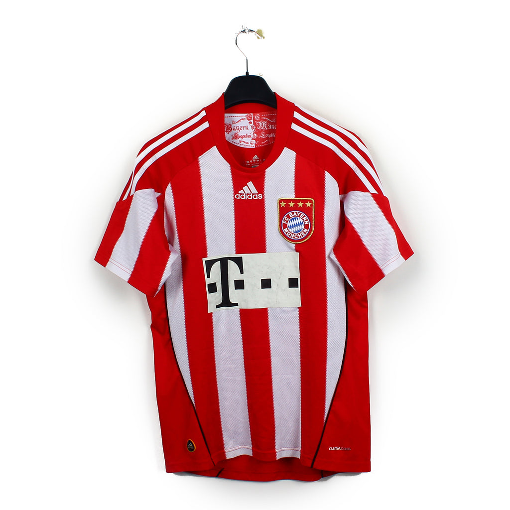 2010/11 - Bayern Munich (S)