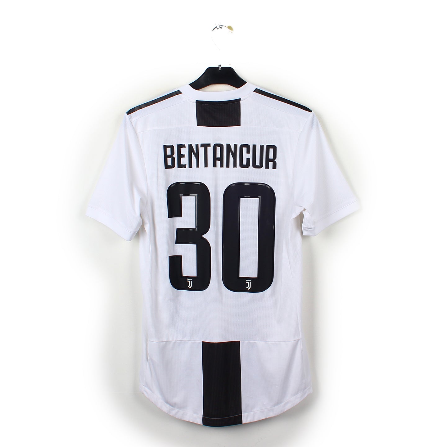 2018/19 - Juventus - Bentancur #30 (M) [pro]