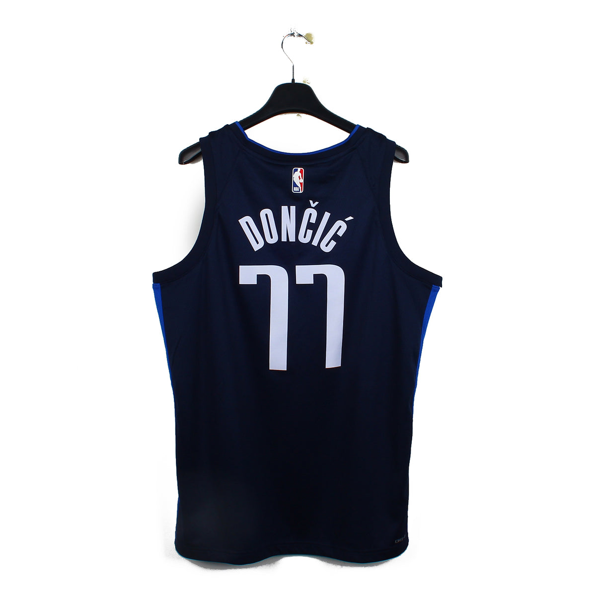 2022/23 - Dallas Mavericks - Doncic #77 (L)