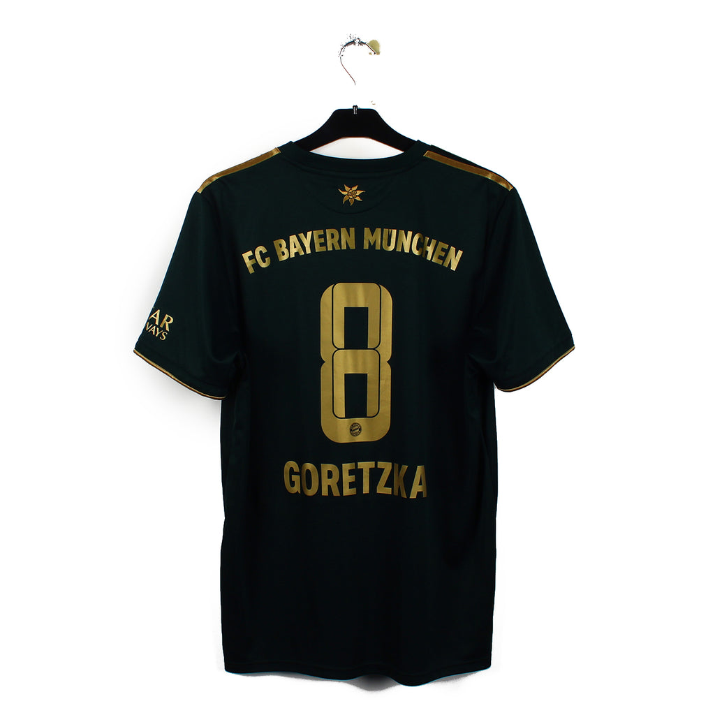 2021/22 - Bayern Munich - Goretkza #8 (L)