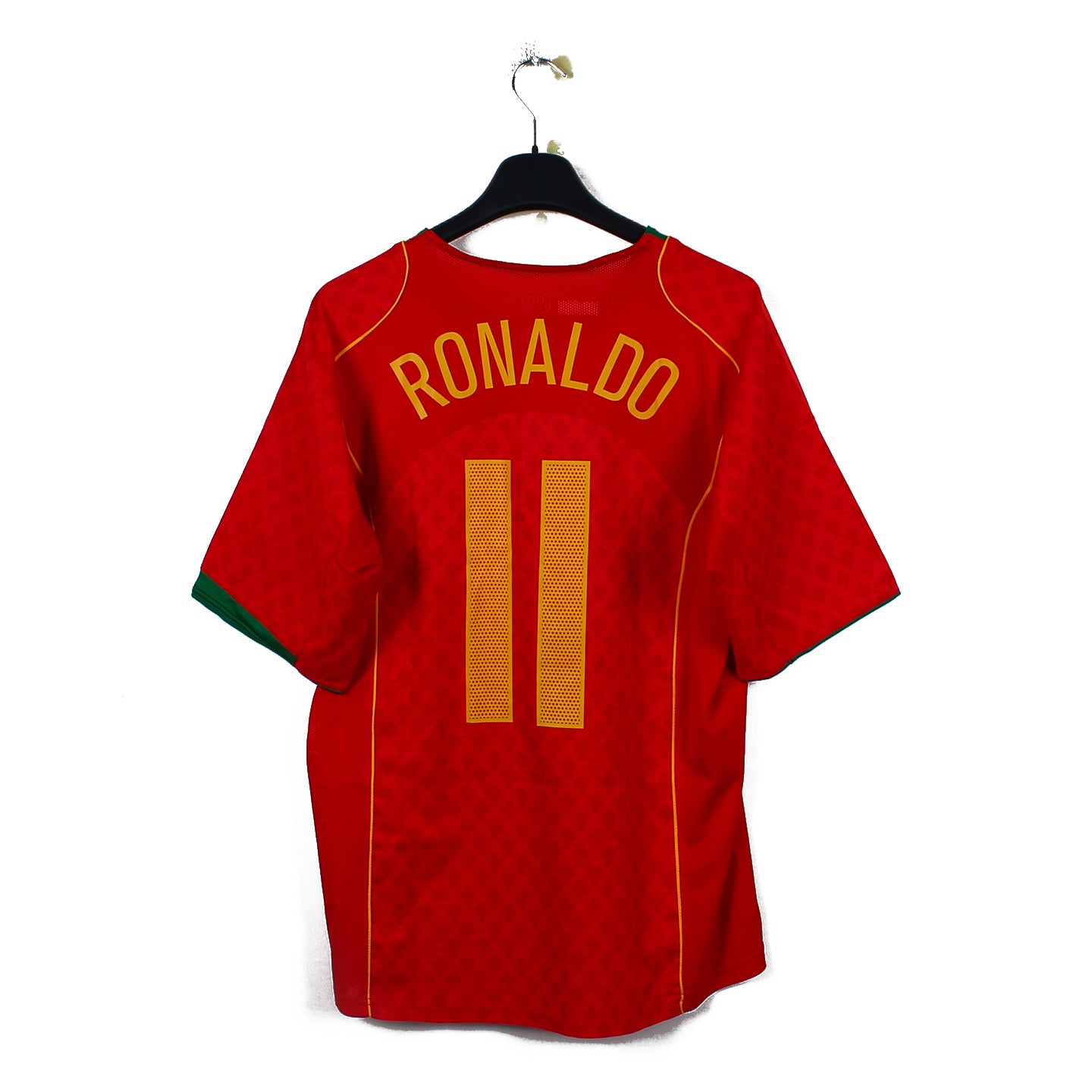 2004/06 - Portugal - Ronaldo #11 (L)