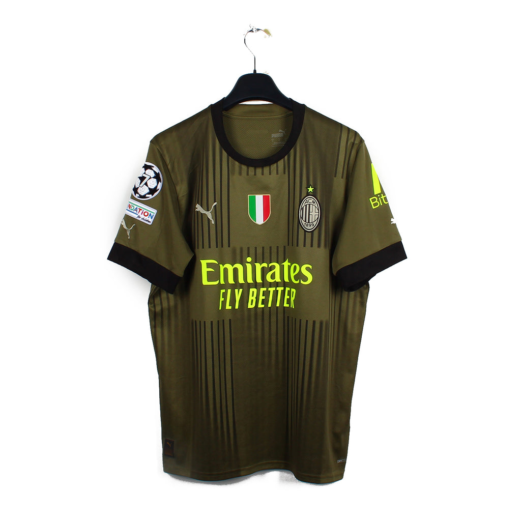 2022/23 - Milan AC - Theo #19 (L)