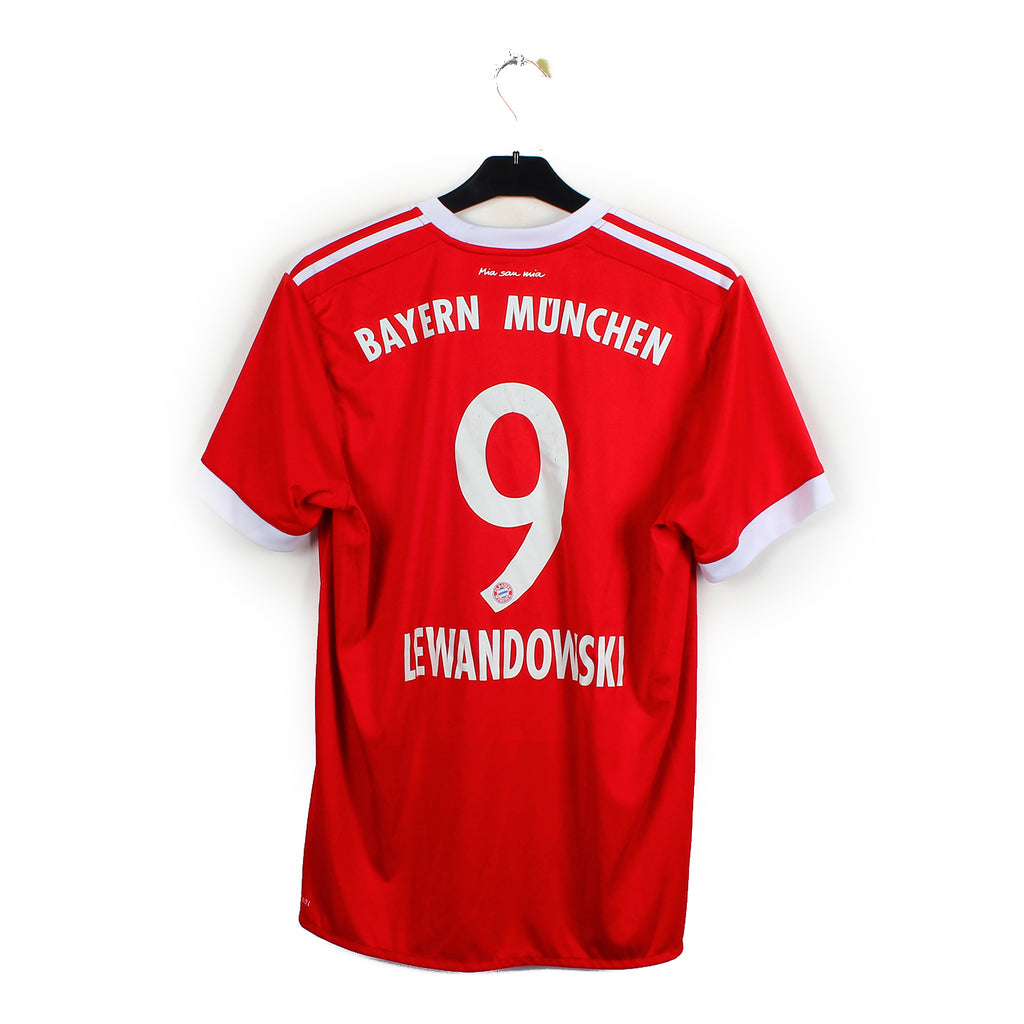 2017/18 - Bayern Munich - Lewandowski #9 (L)