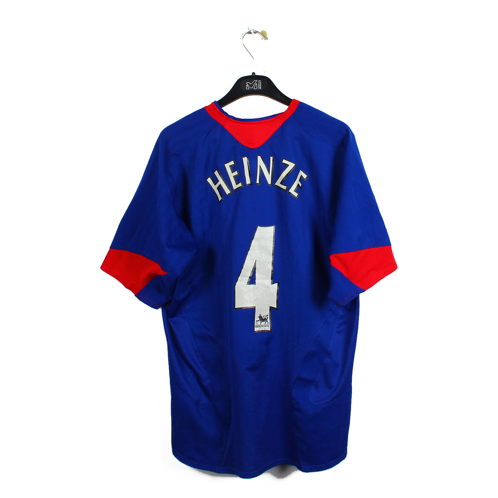 2004/06 - Manchester United - Heinze #4 (L)