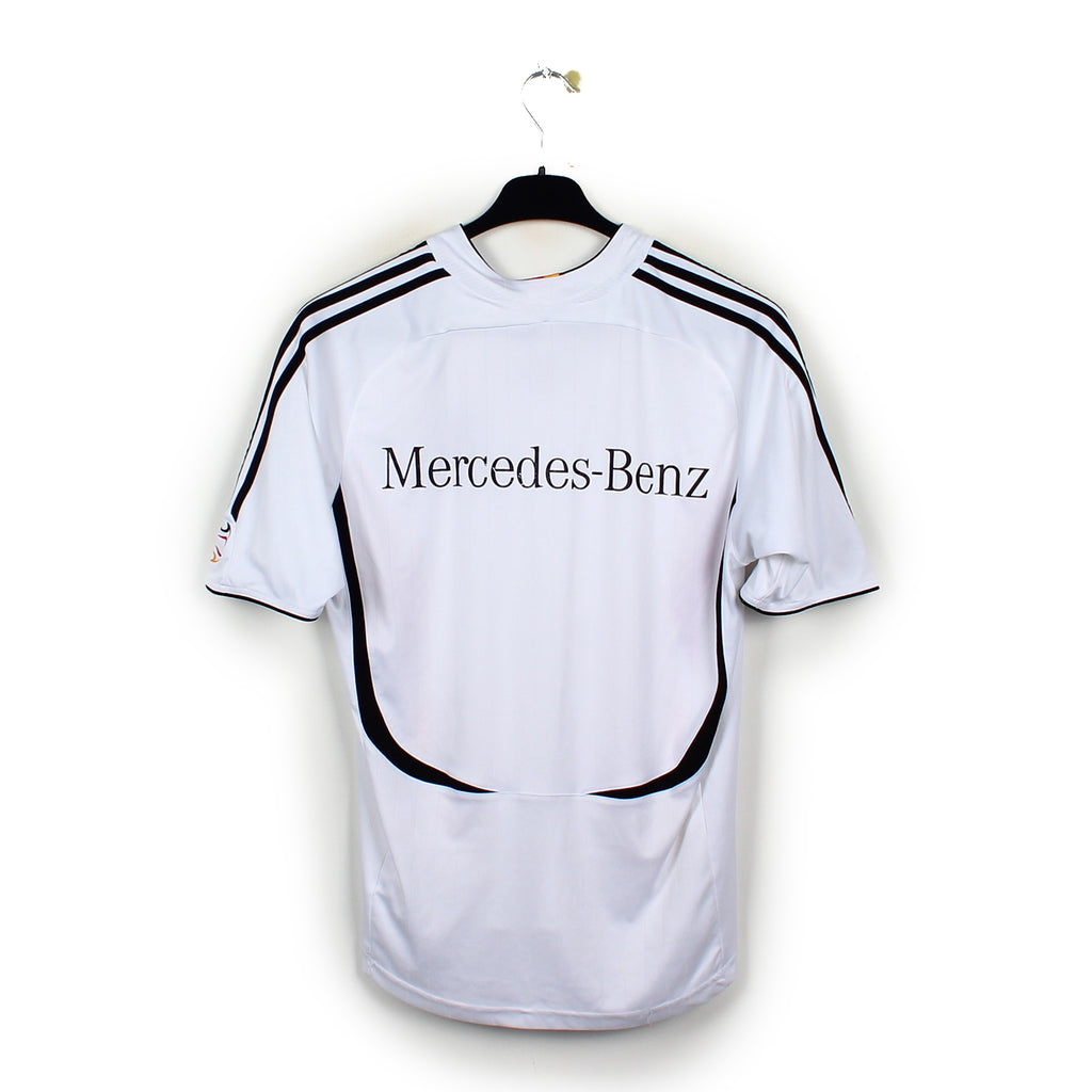 2005/07 - Allemagne (XL enfant) [stock pro]