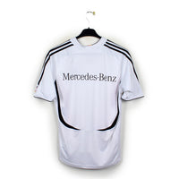 2005/07 - Allemagne (XL enfant) [stock pro]