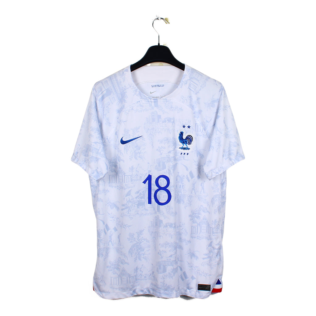 2022/23 - Equipe de France - Upamecano #18 (L)