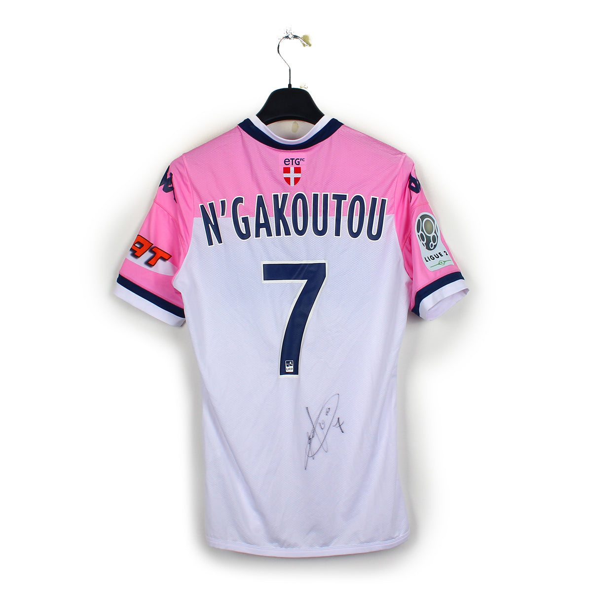2015/16 - Evian Thonon Gaillard - N'Gakoutou #7 (M) [MATCH ISSUE] *signé*