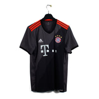 2016/17 - Bayern Munich - Lewandowski #9 (M)