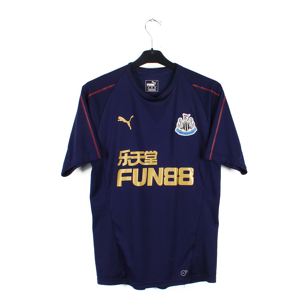 2018/19 - Newcastle (L)