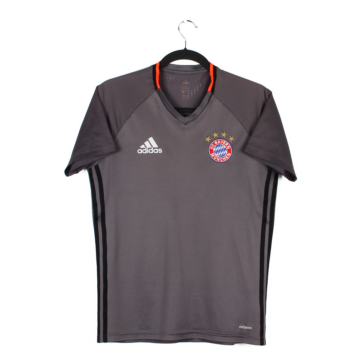 2016/17 - Bayern Munich (L)