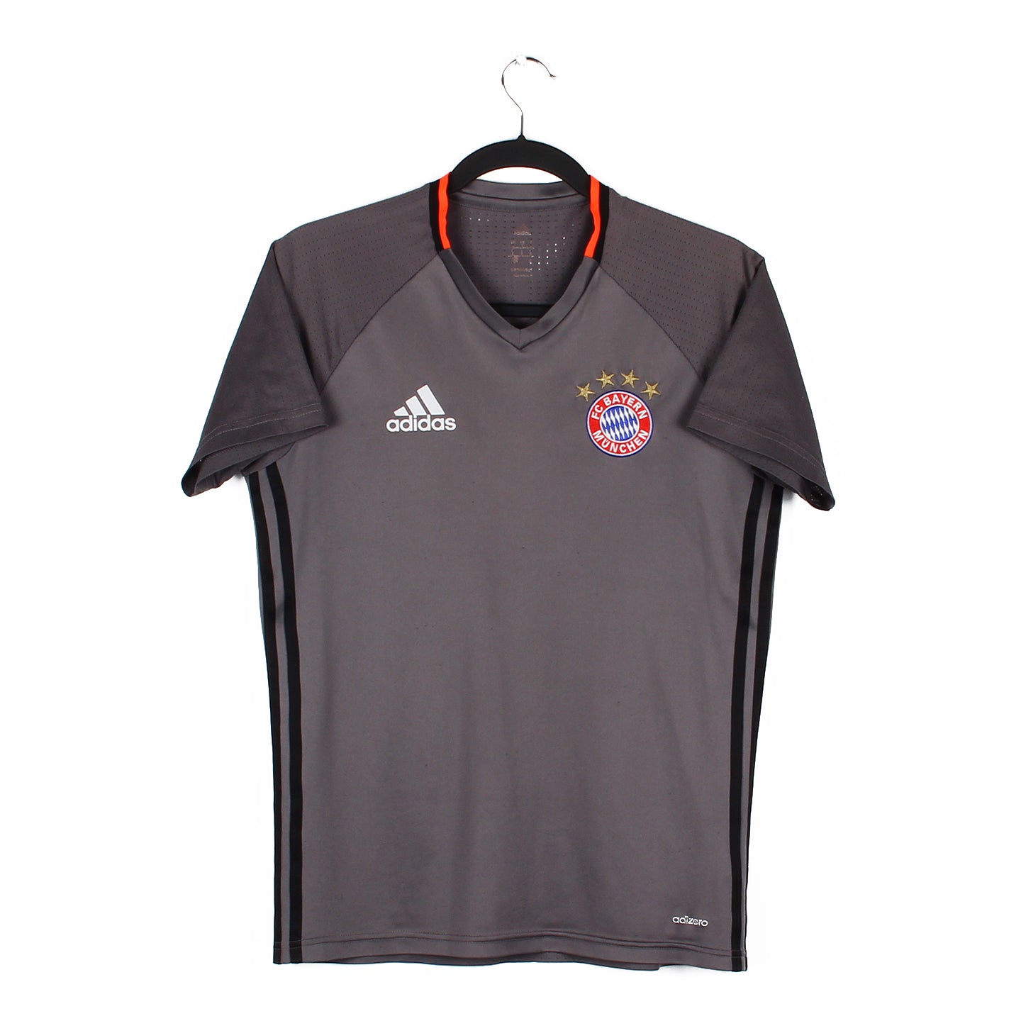 2016/17 - Bayern Munich (L)